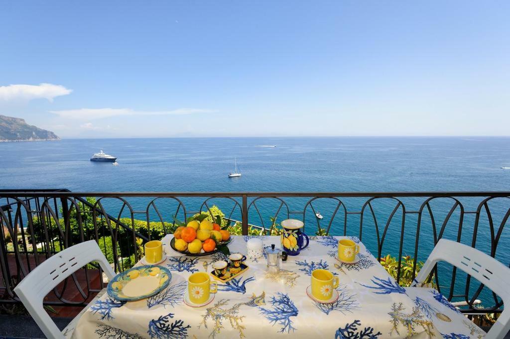 ラヴェッロLa Terrazza Sul Mareアパートメント エクステリア 写真